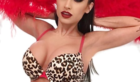 Nasty Natasha فیلم اورال سکس یک شلخته گانگبانگ مانند سو پالمر است
